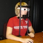 Photo : Emilia doing psychophysics